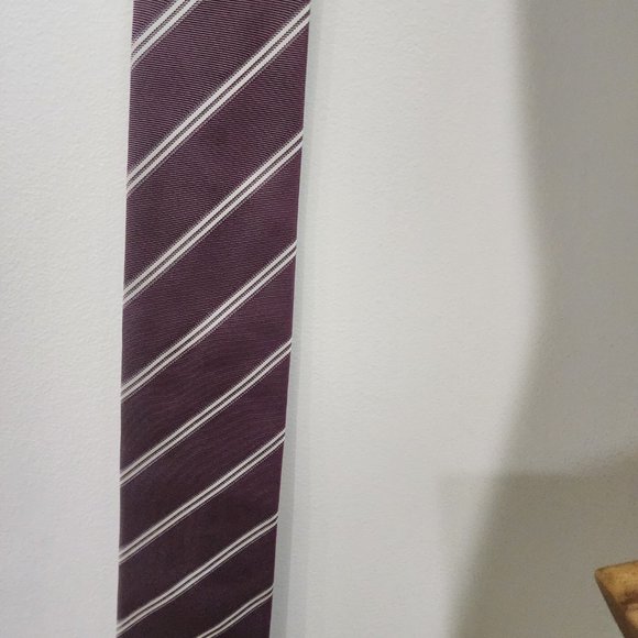 Boss tie - Picture 2 of 3